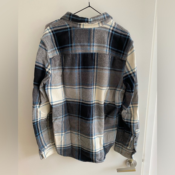 American Eagle Flannel Jacket - Picture 2 of 3